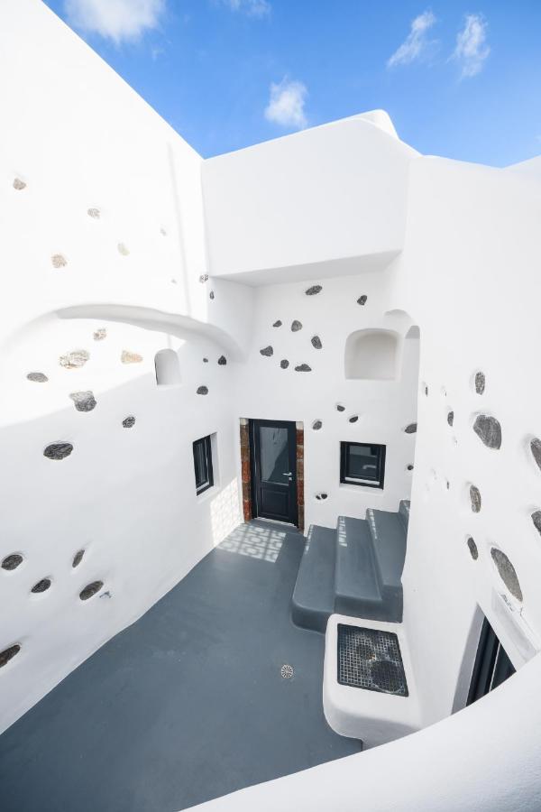 The Luna Caverns Fira (Santorini) Exterior photo