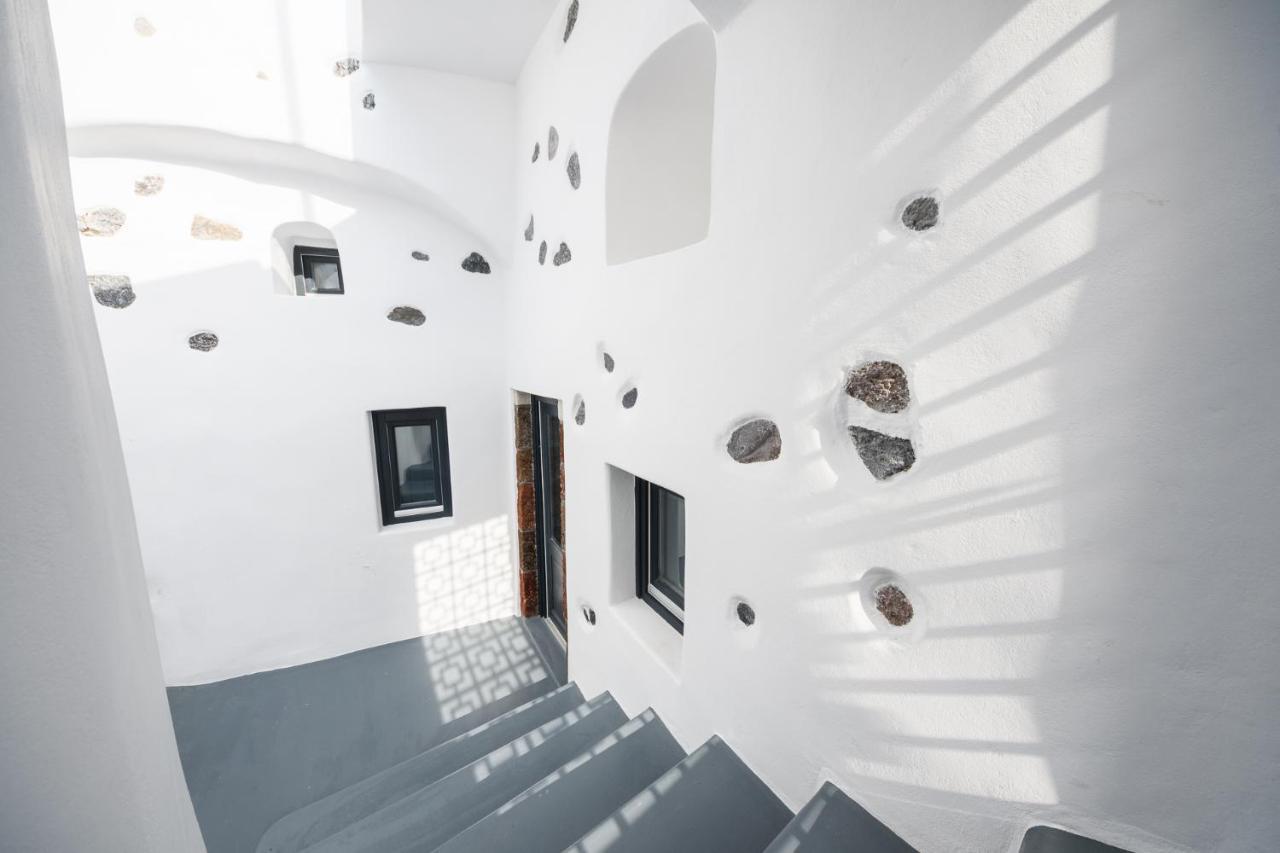 The Luna Caverns Fira (Santorini) Exterior photo